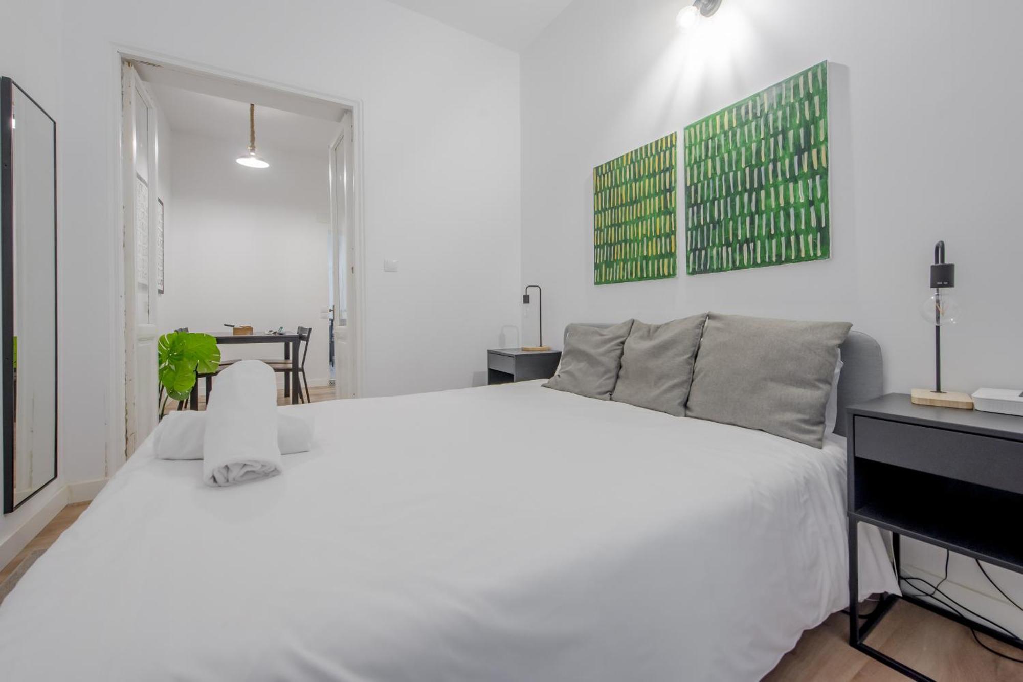 C-Cabeza Cool Apt Para 7 Al Lado De Tirso De Molina E1 Madrid Exterior foto
